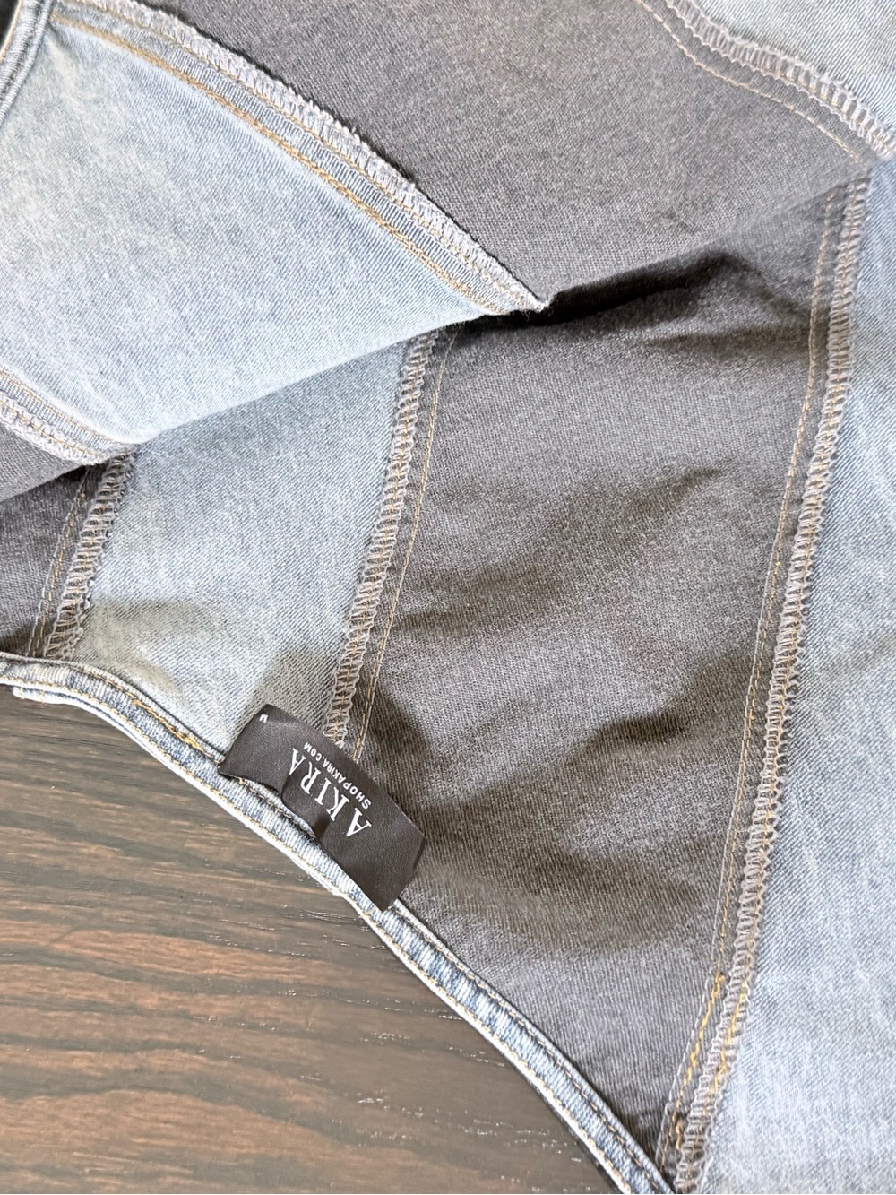 AKIRA Light Blue and Dark Gray Men’s Jeans - Picture 8 of 9